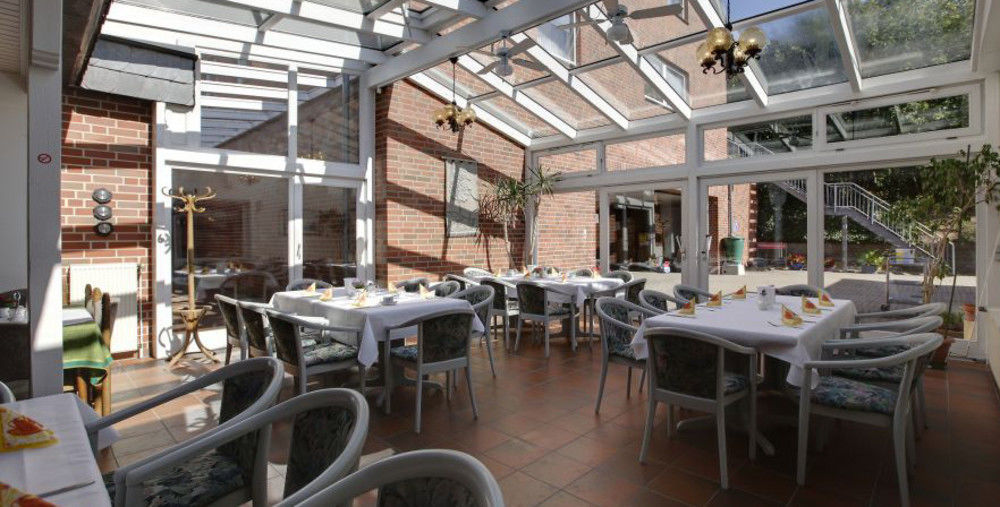 Hotel Restaurant Zum Jaegerheim Wendeburg Extérieur photo