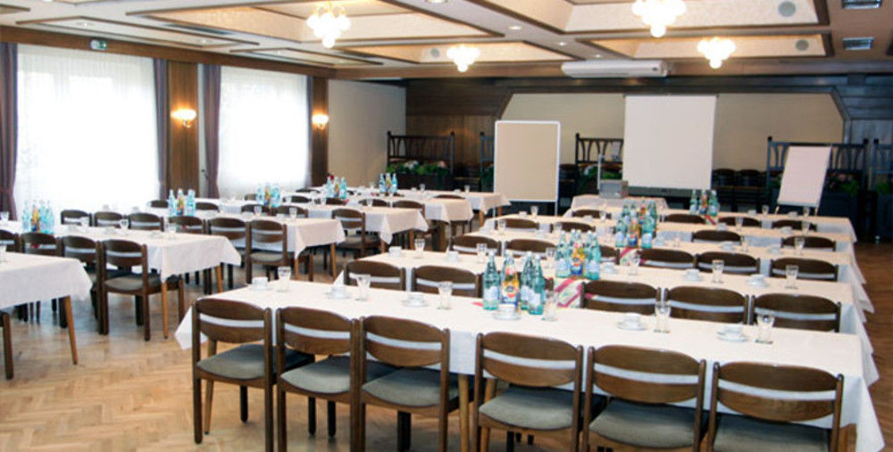 Hotel Restaurant Zum Jaegerheim Wendeburg Extérieur photo